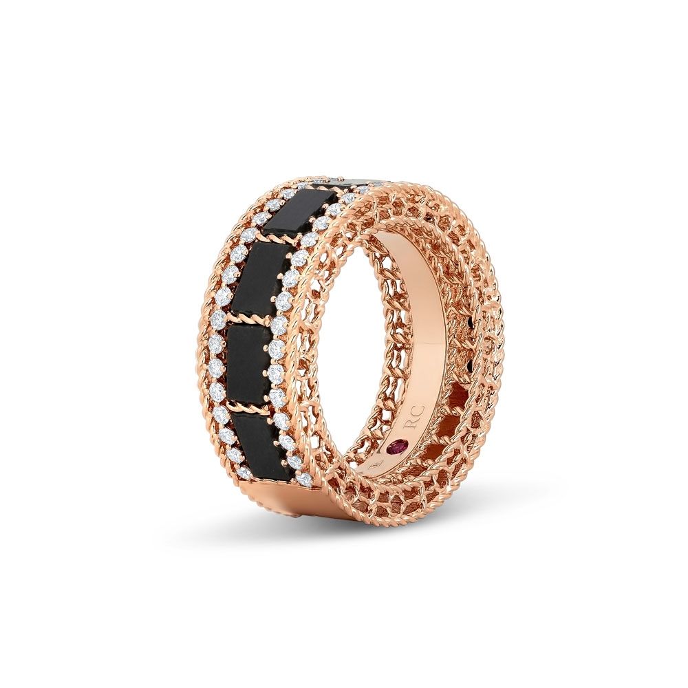 ART DECO RING WITH BLACK JADE AND DIAMONDS