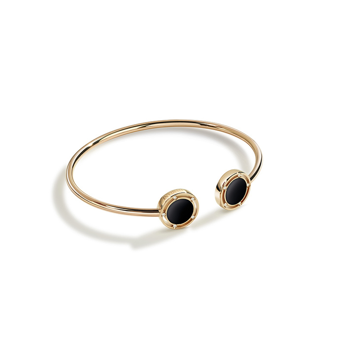D.Side Bracelet Pink Gold With Diamond and Onyx